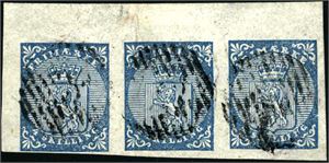 1. 4 skilling våpen 1855 i horisontal 3-stripe fra øvre, venstre hjørne av arket, annullert med riststempel. Høyre marg er god, varierende nede. Pos. A 1-3.