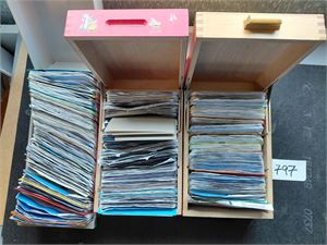 Posearkiv Nk 76 til ut på 2000-tallet. Usjekket av oss, men her er iallfall mange poser. Vekt 6,9 kilo