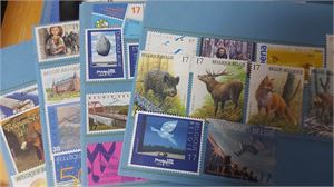 BELGIEN samling 1980-2000 i Schaubekalbum (blad till 2004) mest postfriskt. En del finns i medföljande