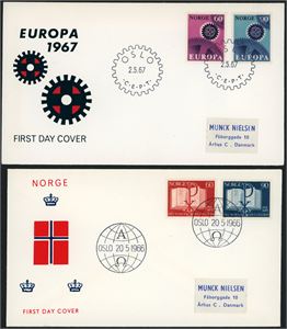 Noen norske FDC i et par album. Noen uvanlige logoer er inkludert.