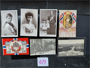 KONGEFAMILIEN 7 kort. 2 postsendt, et i Danmark