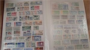 ISLAND äldre-modernt i två insticksböcker