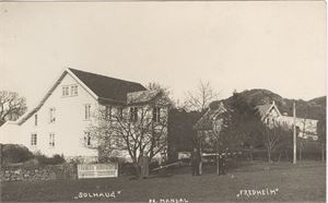 Mandal.  "Solhaug" og "Fredheim" pr. Mandal. Signe Leschbrandt eneb. 2064.  Brukt