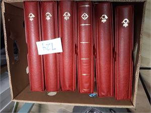 FDC 4 permer med kassett 1975-2003, antagelig fra Postens abonnement + noen særstempler. 2 tomme permer i tillegg, vekt 12,1 kilo