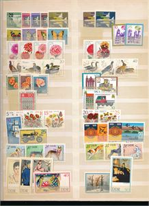 DDR xx diverse serier og enkeltmerker på dobbel plansje