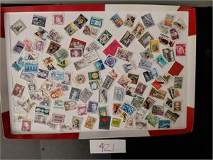 ØSTERRIKE pose med store merker, ser ut til å være bare forskjellige