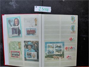 TUVALU / VANUATU xx 64 siders bok med samlinger til 2000. Mye merker hele veien