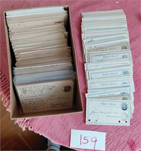 HELSAKER Skoeske med ca 700 helsaker, mest stolpe/antikva. Vekt 2,4 kilo