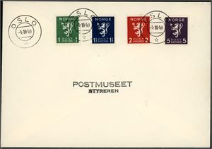 229/32. Løve kronemerker på konvolutt, stemplet "Oslo 4.10.40". (16.000,-).