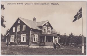 Telemark Maabæk (Drangedal Te) Drammensdistriktetes sykekasses rekonvalens. Hjem) UB Småf.