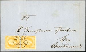 2. 2 skilling Oscar i horisontalt par på brevomslag, stemplet "Arendal 25.9.1861".