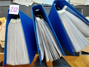 BREV + - LILLESAND Mengder av brev stemplet "LILLESAND" i 3 ringpermer + noe løst. Masse forskjellige firmalogoer. Også lot brev postlagt på cruiseskip sendt til Lillesand. For lokalsamleren! Vekt 6,3 kilo