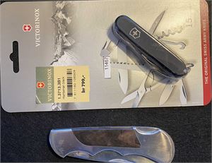 KNIVER Victorynox kniv + gammel ubrukt kniv