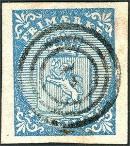 1. 4 skilling våpen 1855, anert med nummerstempel "7" (Aasgaardstrand, VF, 5 pkt). To gode- og to normale marger.