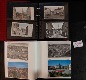 GRIMSTAD LT perm og fotoalbum med 55 små og 162 store. Mest sentrumsbilder. Vi ser veldig sjeldent samlinger av denne størrelsen. Bør blad i, mer er mye fint