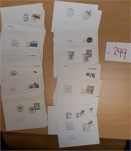 SÆRSTEMPLER 3cm tykk bunke 70-80-tallet. Ser ut til å være mange  fra speiderleirer