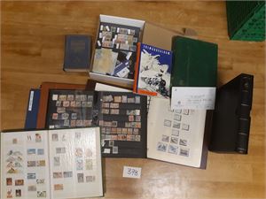 Safe album Færøyene postfrisk, noe Ungarn med områder. 2 dublettbøker Isle of Man + rester fra dødsbo. Vekt 11,4 kilo