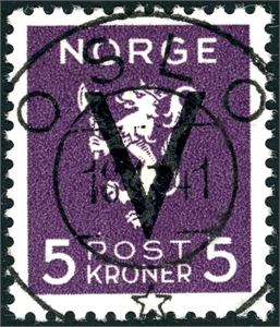 292. 5 kroner V, rettvendt fullstemplet "Oslo 16.8.41". Luksus.
