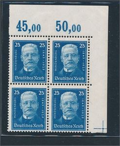 REICH + Mi 405, 1927 Hindenburg i hjørne 4-blokk (€ 200). I tillegg diverse merker på 3 plansjer
