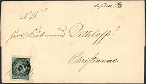 1. 4 skilling våpen 1855 på komplett brev, annullert med nummerstempel "272" (Sogndal i Sogn, SF, 7 pkt)) og ved siden håndskrevet "Sogndal 15/10". Merket med tre gode- og en normal marg.