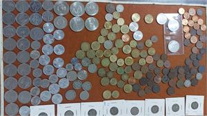 TYSKLAND parti cirka 50 Dem, två silvermynt samt lite DDR