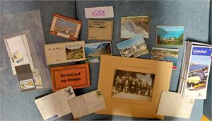 LOKALHISTORIE Masse turistbrosjyrer, noen kortmapper og diverse annet, mest fra Grimstad-området. Vekt 6,2 kilo