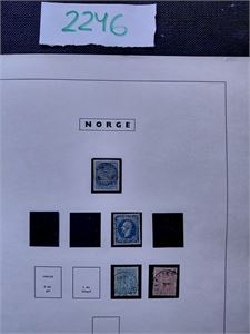Eldre norgesalbum til 1971 med mange merker. Pent Nk 1 med 4 jevne marger, Legionen er hengslet