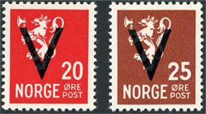 205,206. 20 øre- og 25 øre Løve med vannmerke og V-overtrykk. Garantistemplet "IIJ Oslo" (Irman Jacobsen) på baksiden.