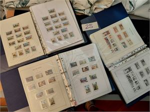 ISLE OF MAN xx/o dobbeltsamling postfrisk/ubrukt i 3 ringpermer på kopierte ark til 2002 i plastlommer, Noe dubletter og annet i tillegg. Fin kvalitet hele veien