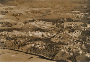 Postkort jernbane SOKNA stasjon (BU) A6 s/h (Nor Flyselskap u.nr) stemplet IIA 1957