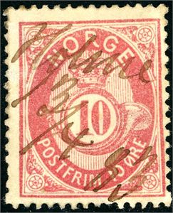 36. 10 øre skravert Posthorn, anert med håndskrevet "Holme 13/4 83". En halv tagg nede.