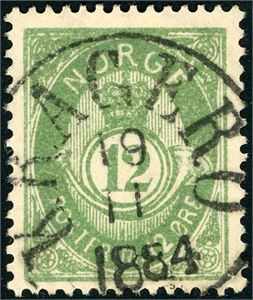 44. 12 øre mattgrønn, pent fullstemplet "Kragerø 19.11.1884" (TE).