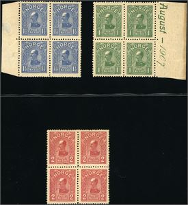 89/91. Haakon 1907, komplett serie i 4-blokker. To stk 1 1/2 kr og alle 2 kronene med spor etter hengsel. (18.100,-).