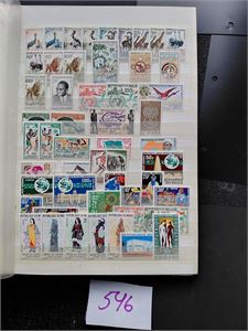 NIGER (REPUBLIKK) xx ca 280 forskjellige + 12 miniark til 1985. En hel del hengslet og stemplet i tillegg