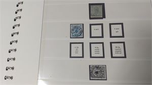 SVERIGE omfattande **/*/o samling 1855-1962 i Lindner förtrycksalbum med plastfickor och kassett. Blandat ostpl/stpl