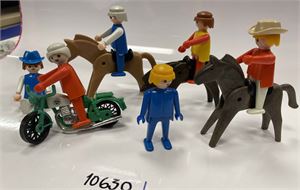 PLAYMO Diverse figurer inkl motorsykkel og hester