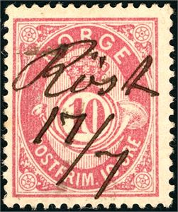 43. 10 øre 21 mm, anert med håndskrevet stedsnavn "Røst 17/7" (NO).