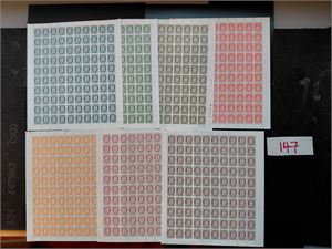 HELARK POSTHORN 10-90 øre 7 helark, alle unntatt 80øre på Harrison papir.NB: 60øre med dato 13.II.89. Alle arkene er ubrettet