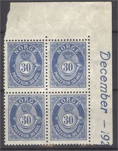NK 124 30ø ph. 4-blokk ** med hjørnemarg December 192x (Verdi 940.-)