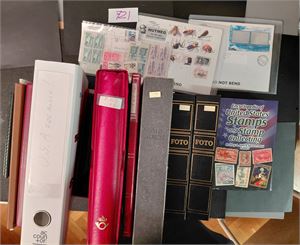 USA Diverse i permer inkl brev, FDC, dubletter, litteratur +. Innslag av andre land. Vekt 13,9 kilo