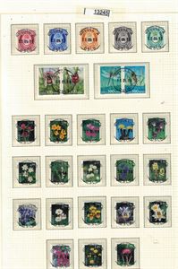 Moderne posthorn, heftemerker og blomster, alle stemplet "OSLO ÅRVOLL"