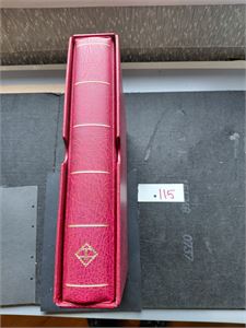 Flott LT album med lommer og kassett og ark til 1979. Mangler de aller beste merkene, men ser ut til å være rundstemplet hele veien. Noe utbygd på posthorn.