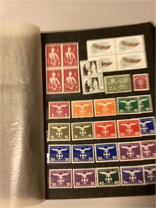 Inst.bok Norge postfrisk, over 850 merker i instikksbok.  En del 4-blokker observert.  Høy verdi