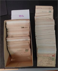 HELSAKER Oppgitt ca 700 i skoeske, mest stolpe og antiva, noen oppfrankerte. Vekt 2,4 kilo