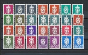 TM  Plansje med 28 ** tjenestemerker (verdi 500.-)