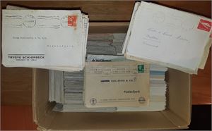 Brevlot Eske m/ca 600 Norske brev og ca 100 helpost (mest UB), C6, mest i perioden 1945-1999. Mest ok kvalitet.