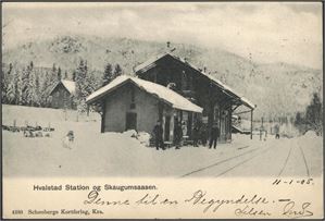 Hvalstad Station og Skaugumaasen. Brukt i 1905. K-1