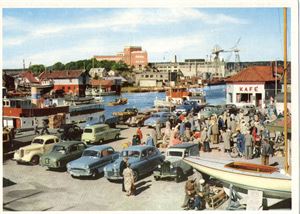 Postkort. Fredrikstad. Parti fra blomstertorget.