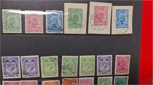 LIECHTENSTEIN samling med dubbletter inklusive flera märken ur de första serierna. Medföljer ett album med FDC