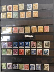 32 siders bok med ubrukt 1870-1990-tallet, det meste hengslet. Ca 20 merker før 1910 og mange bedre 1910-50 inkl posthorn, løve, Nordkapp, Legion, Haakon og løve 1946 + lange tjeneste. Gammelt utrop 1500